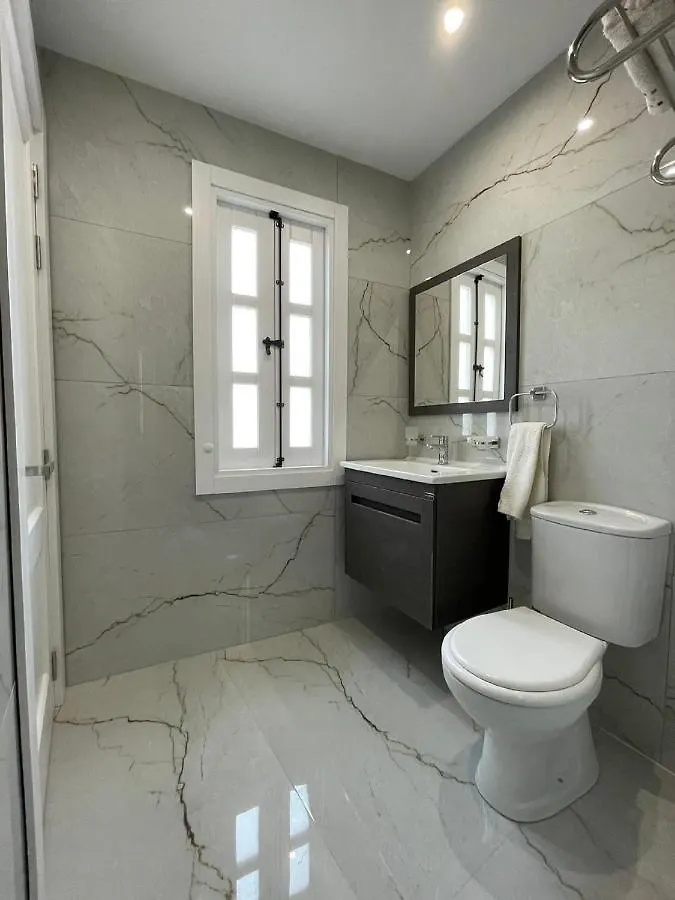 *** לינה וארוחת בוקר מרסשלוק La Reggia Seaview Guesthouse מלטה