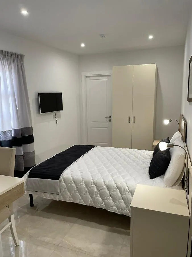 מרסשלוק La Reggia Seaview Guesthouse 3*,  מלטה